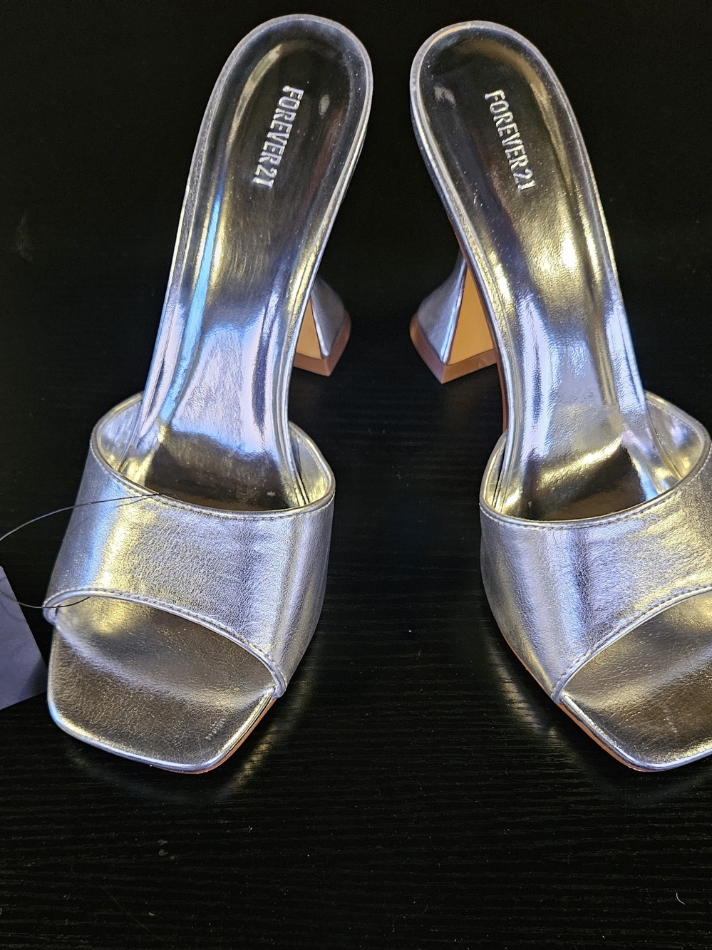 FOREVER 21 Silver Metallic Open-Toe Mule Heels - Picture 3 of 8